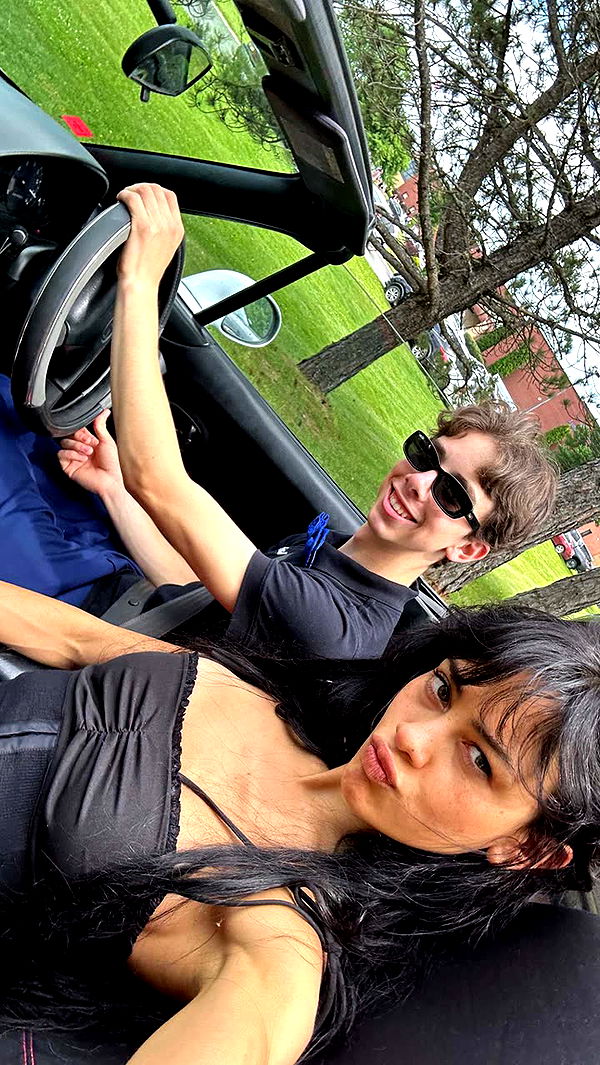 leonanaomii image ~ Altpins