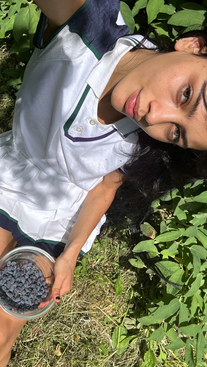 leonanaomii snapchat image archive image