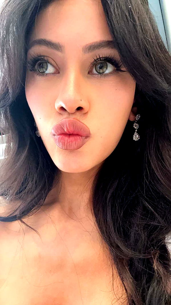 leonanaomii image ~ Altpins