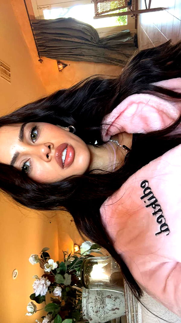 leonanaomii image ~ Altpins