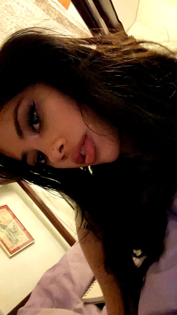 leonanaomii image ~ Altpins