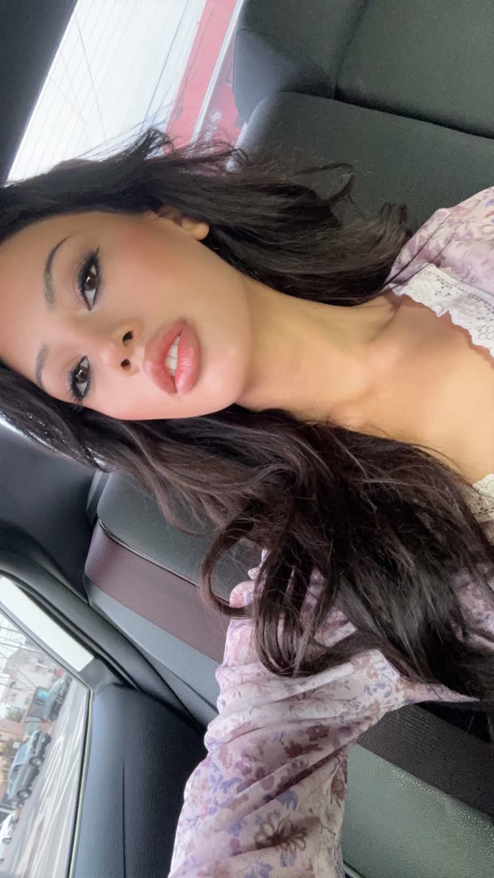 leonanaomii snapchat image archive image