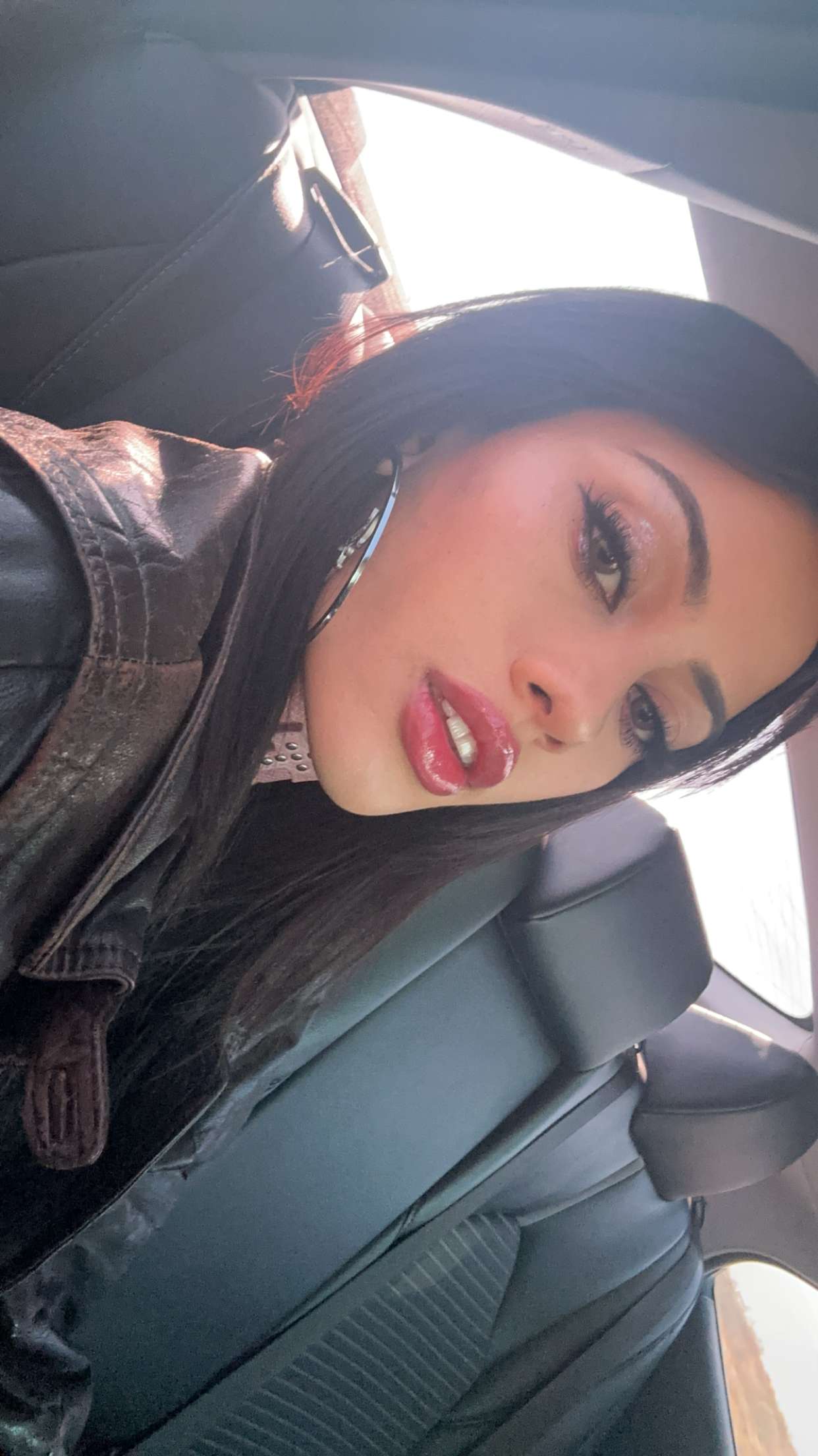 leonanaomii snapchat image archive image