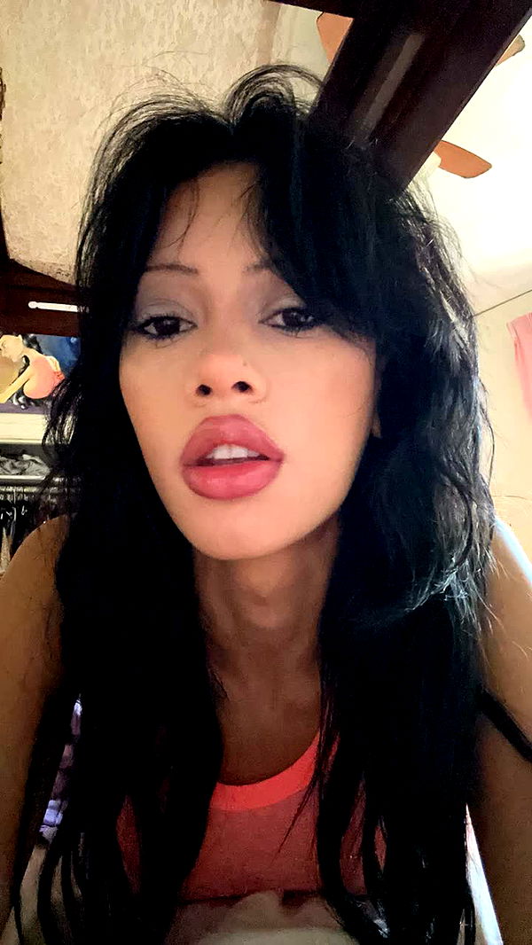 leonanaomii image ~ Altpins