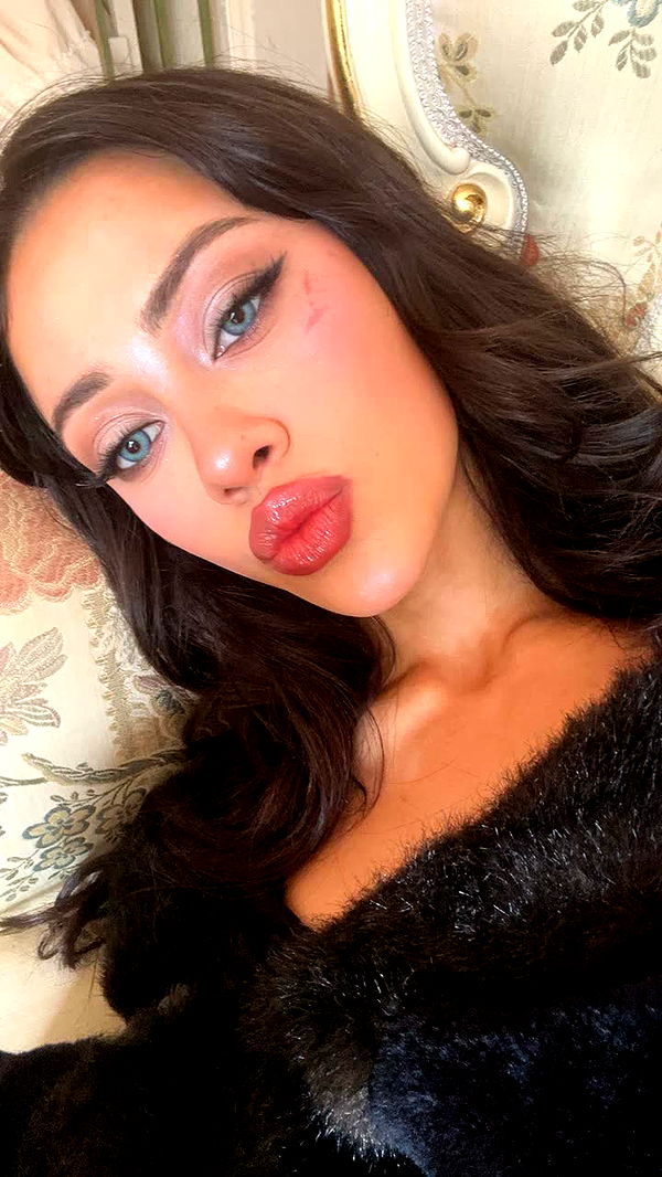 leonanaomii image ~ Altpins