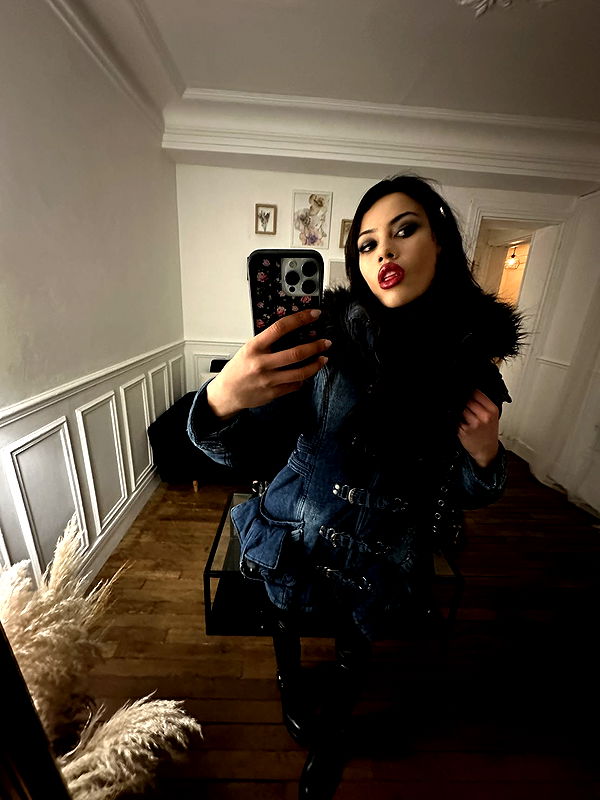 leonanaomii image ~ Altpins