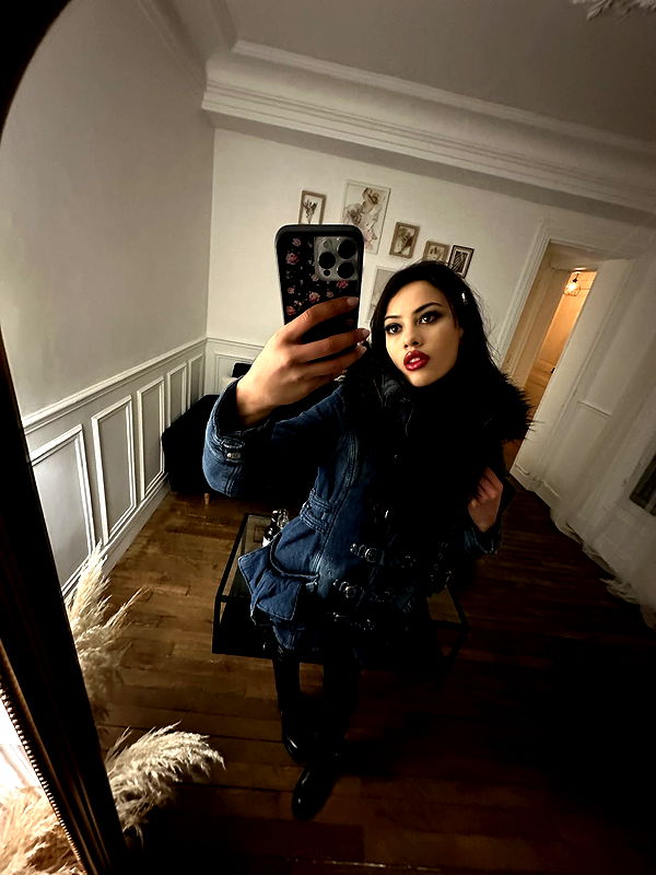 leonanaomii image ~ Altpins