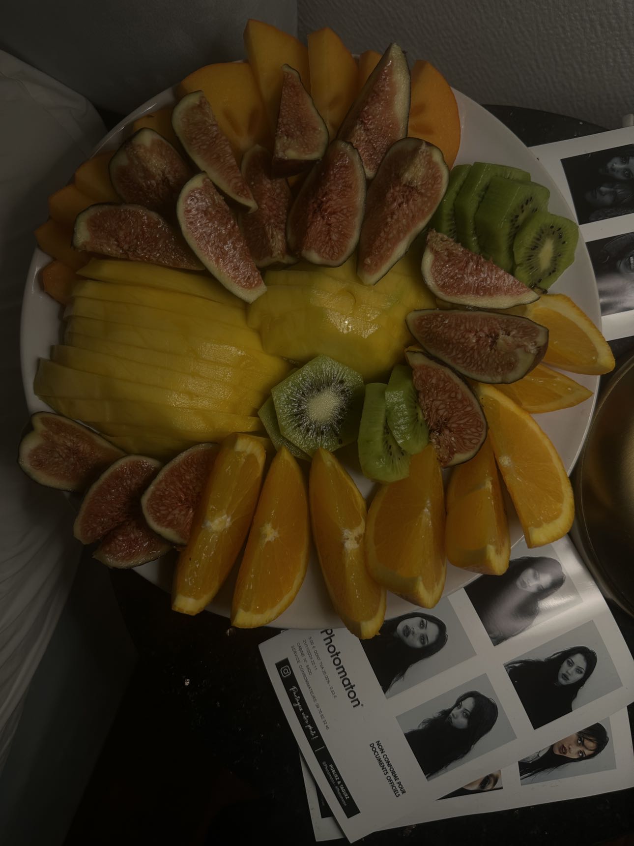 leonanaomii snapchat image archive image