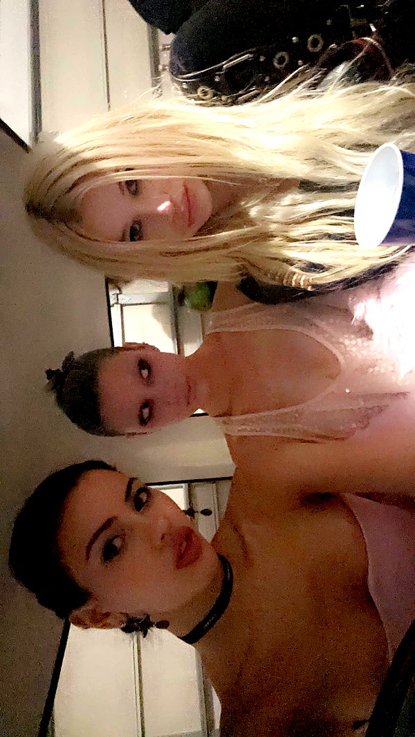 leonanaomii image ~ Altpins