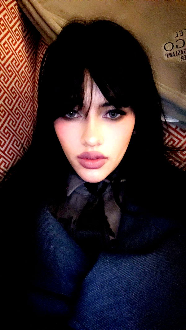 leonanaomii image ~ Altpins