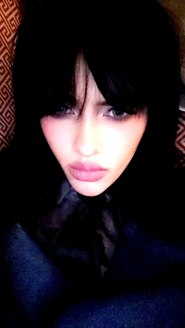 leonanaomii image ~ Altpins