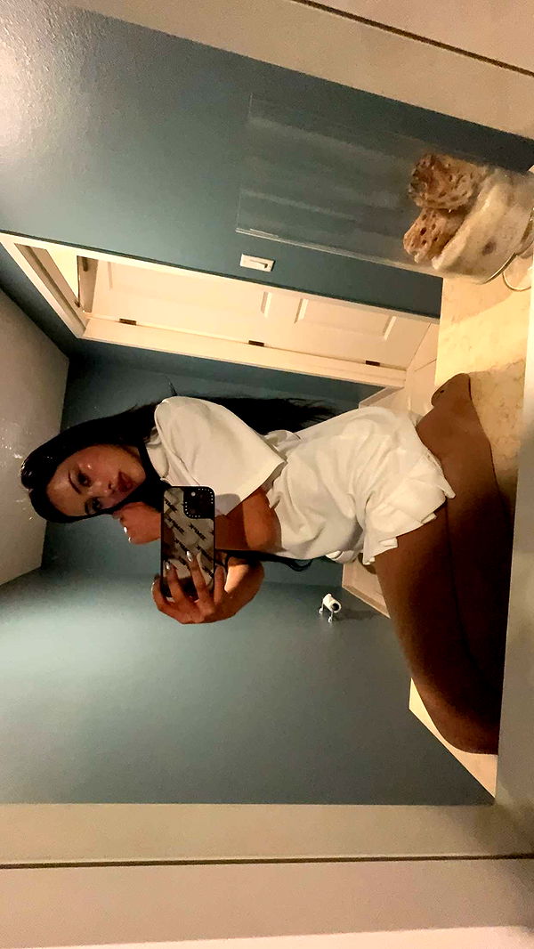 leonanaomii image ~ Altpins