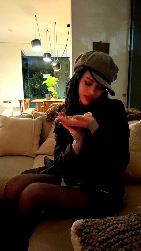 leonanaomii image ~ Altpins