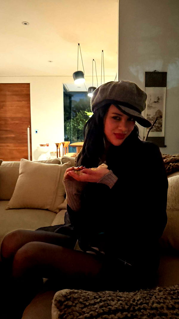 leonanaomii image ~ Altpins