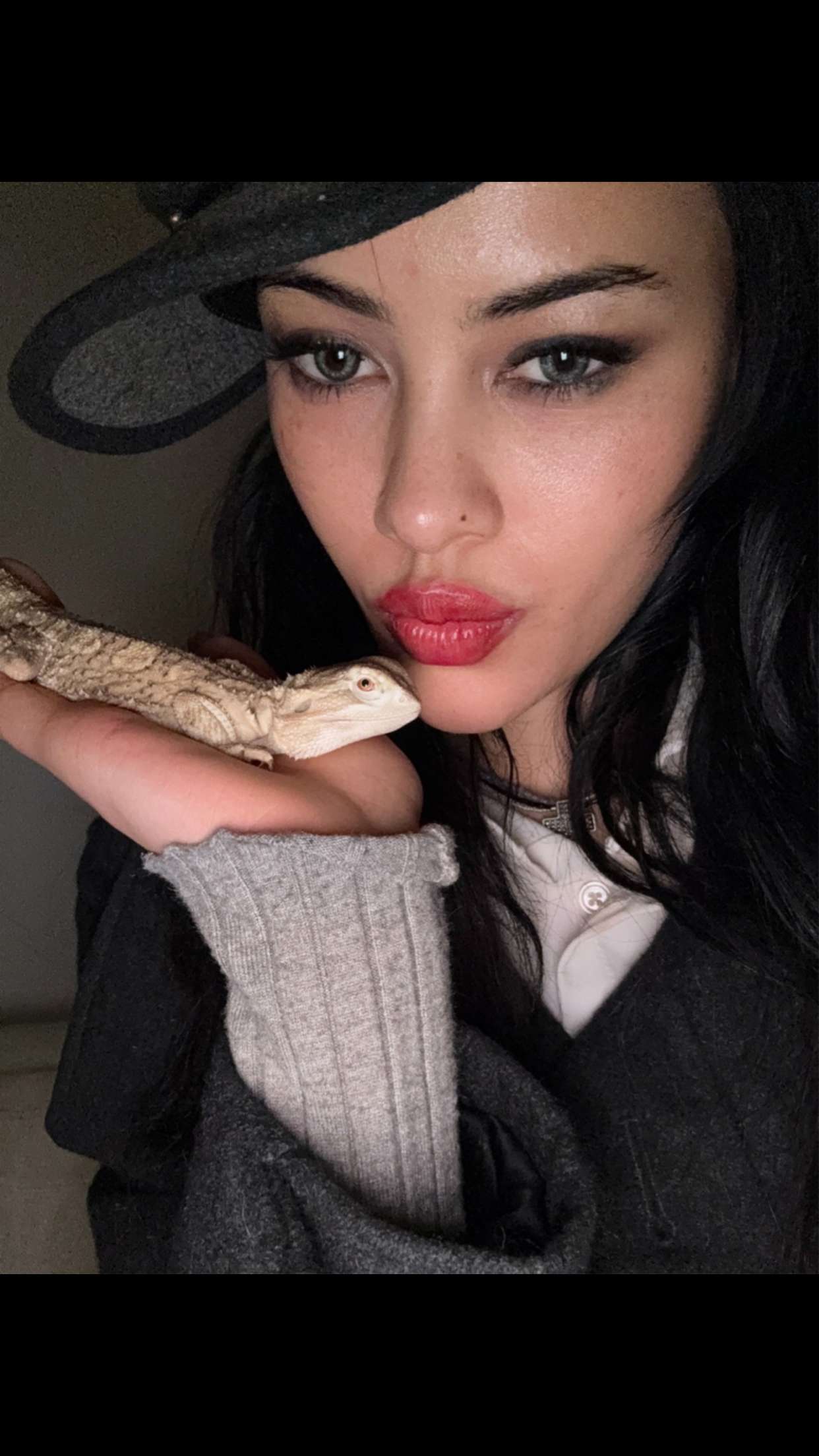 leonanaomii snapchat image archive image