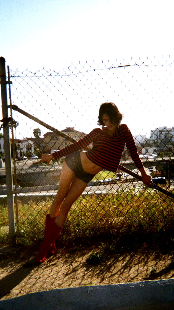 leonanaomii image ~ Altpins