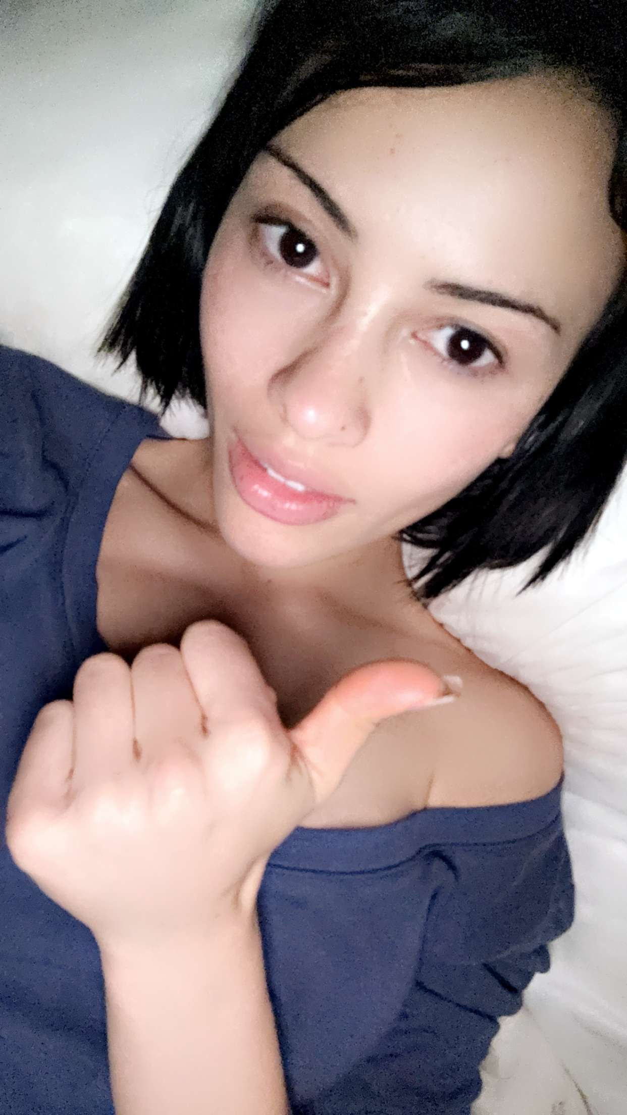 leonanaomii snapchat image archive image