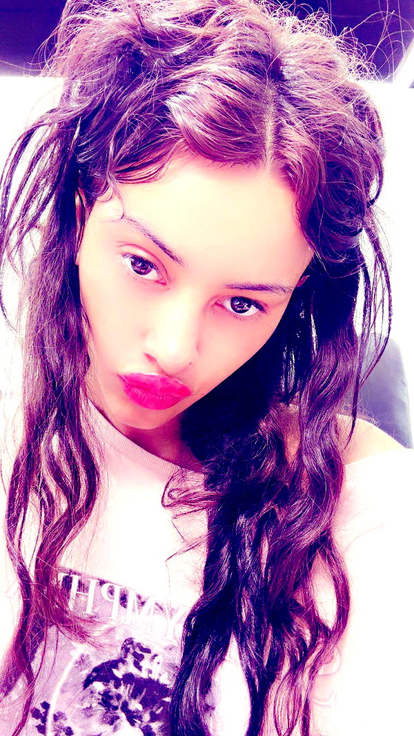 leonanaomii image ~ Altpins