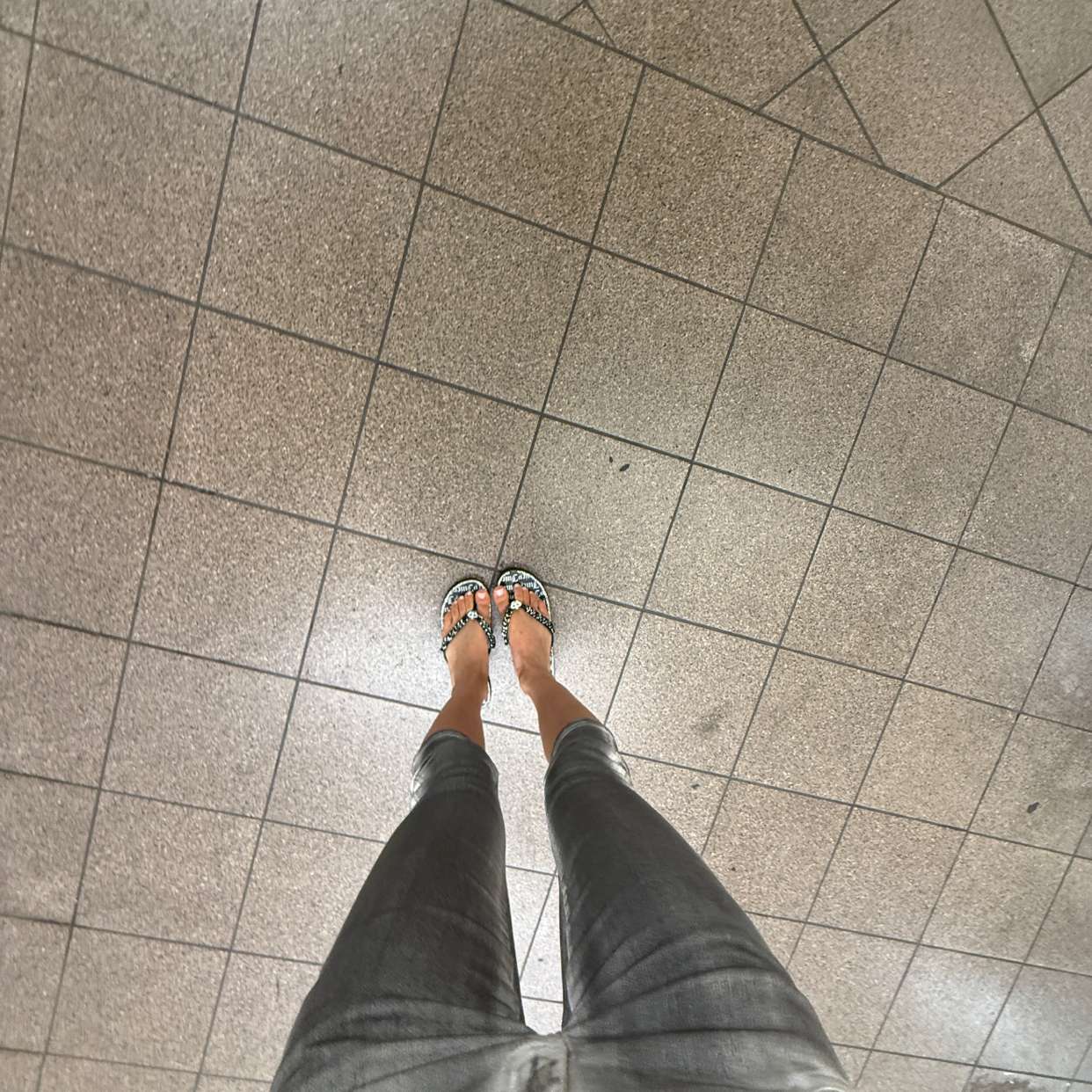 leonanaomii snapchat image archive image