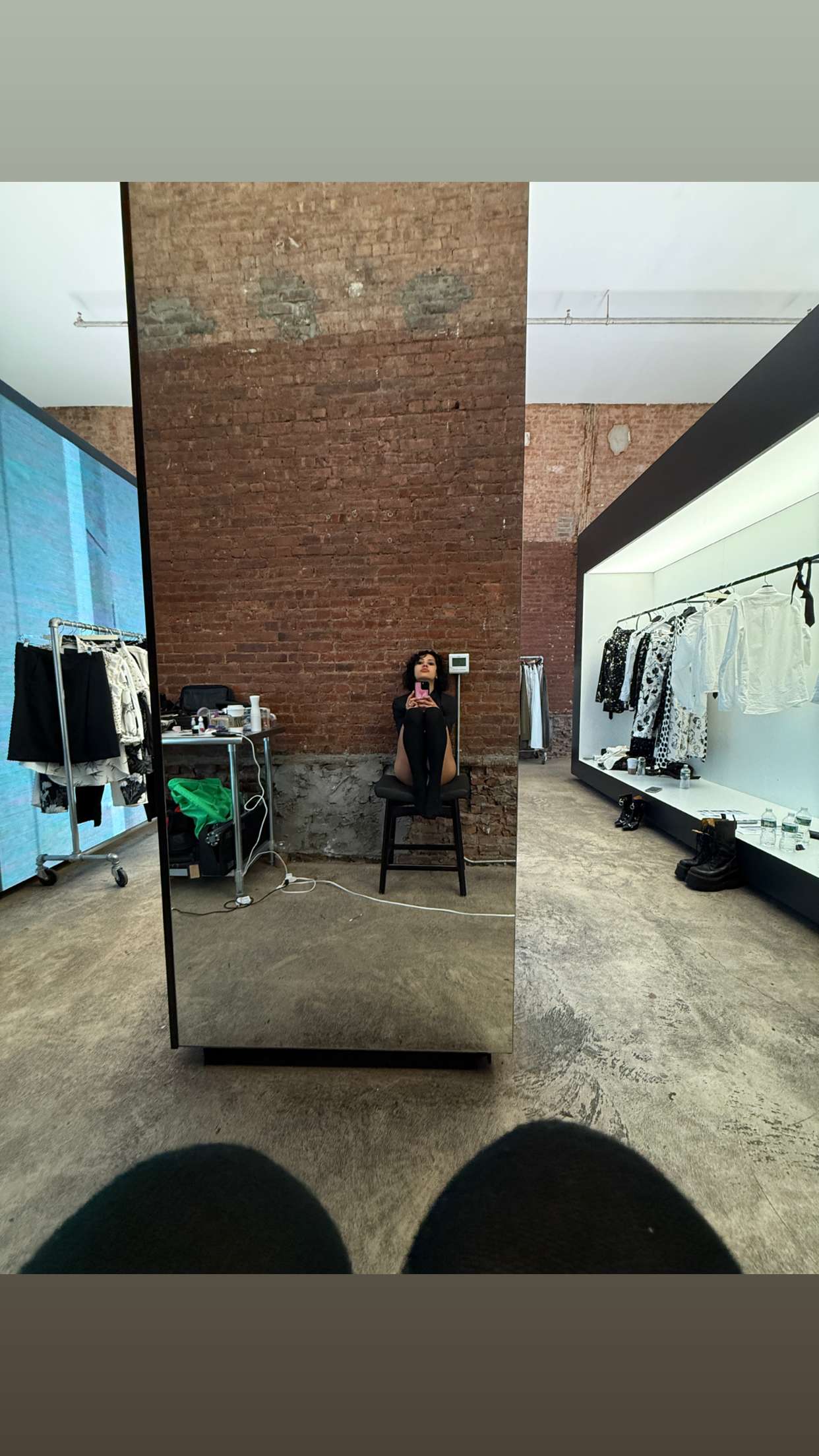 leonanaomii snapchat image archive image