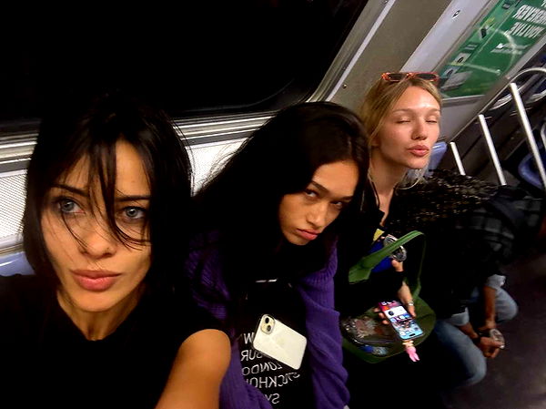 leonanaomii image ~ Altpins