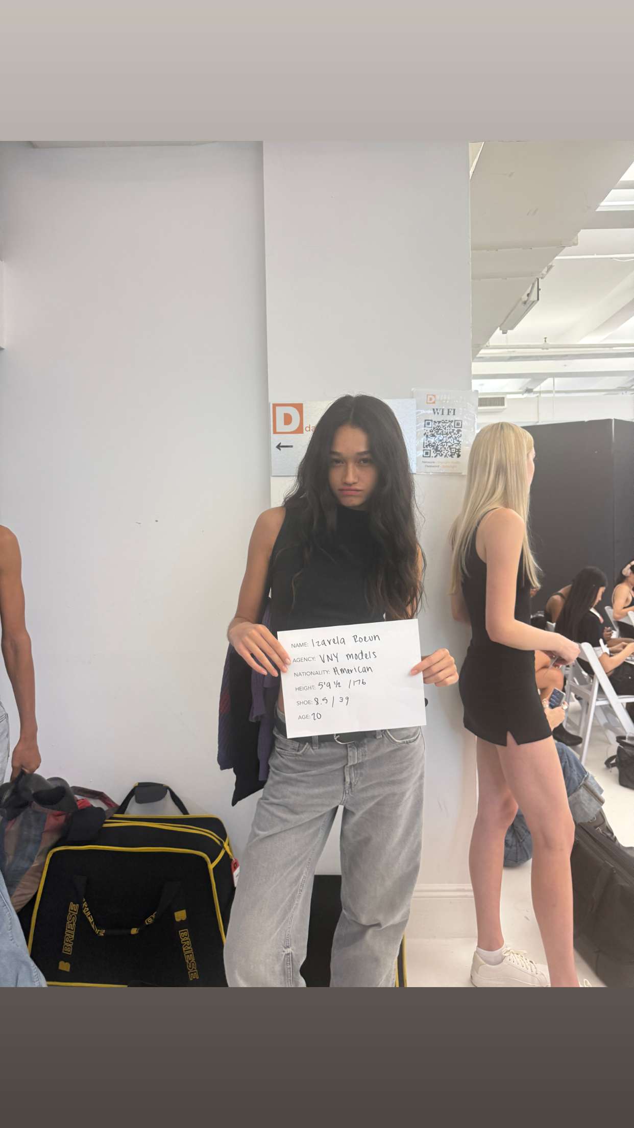 leonanaomii snapchat image archive image