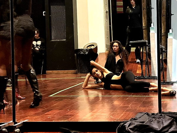 leonanaomii image ~ Altpins