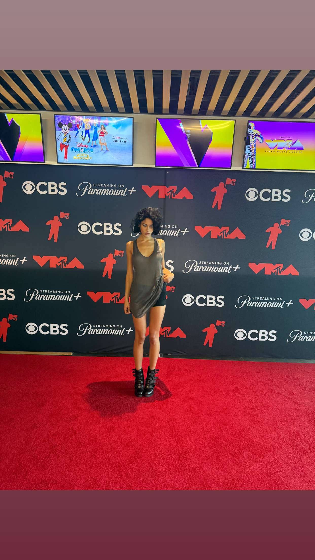 leonanaomii snapchat image archive image