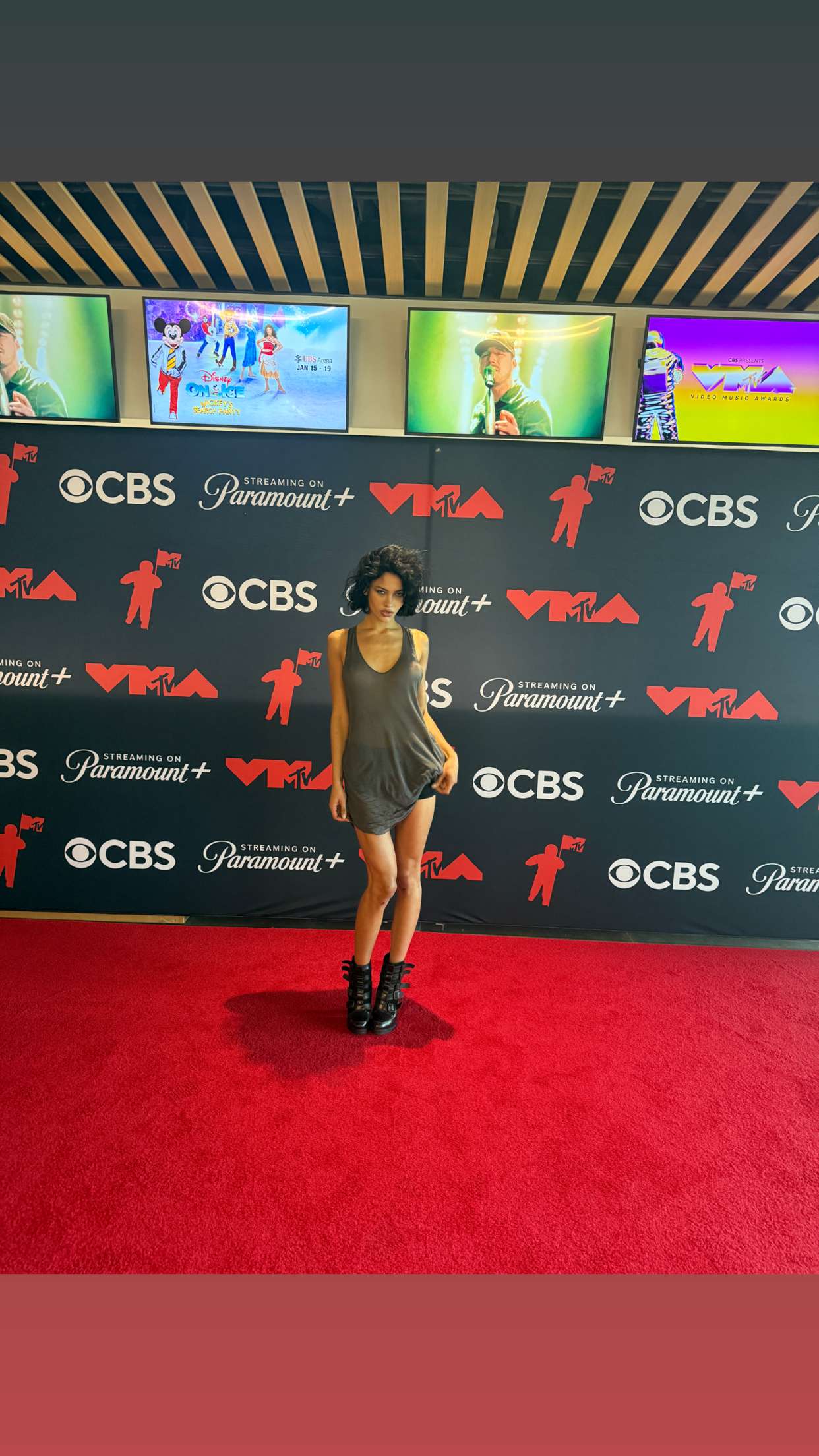 leonanaomii snapchat image archive image