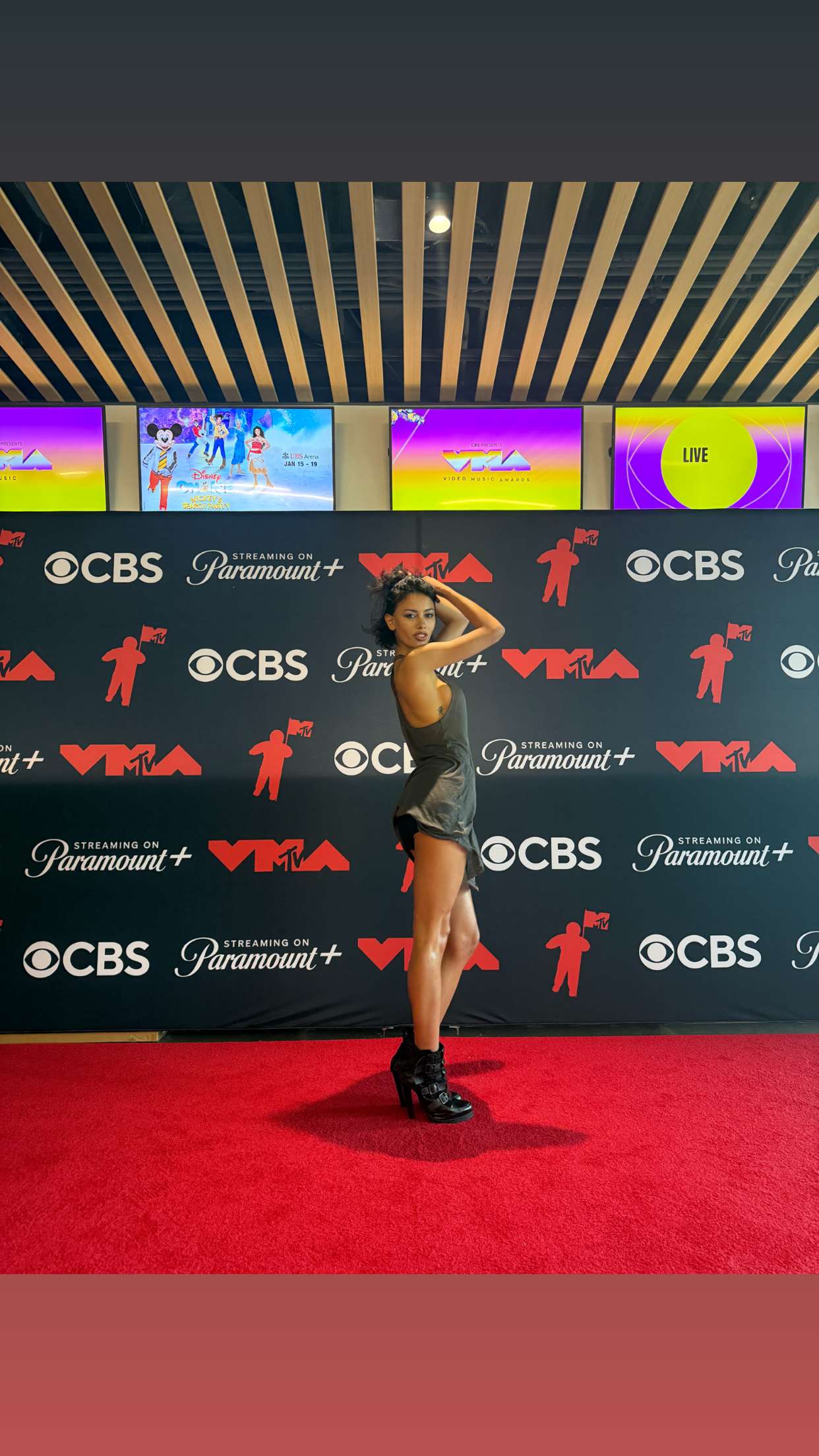 leonanaomii snapchat image archive image