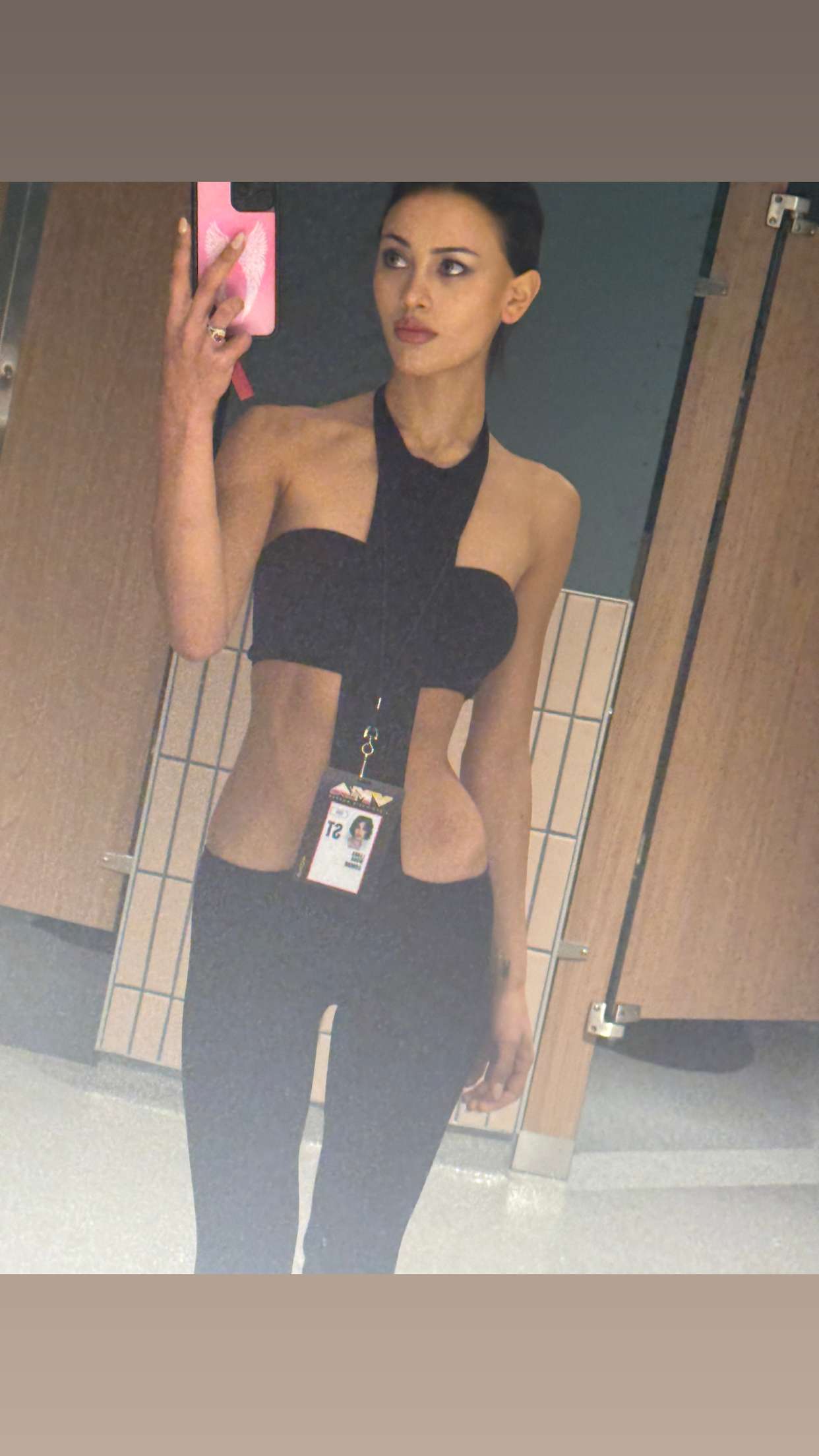 leonanaomii snapchat image archive image