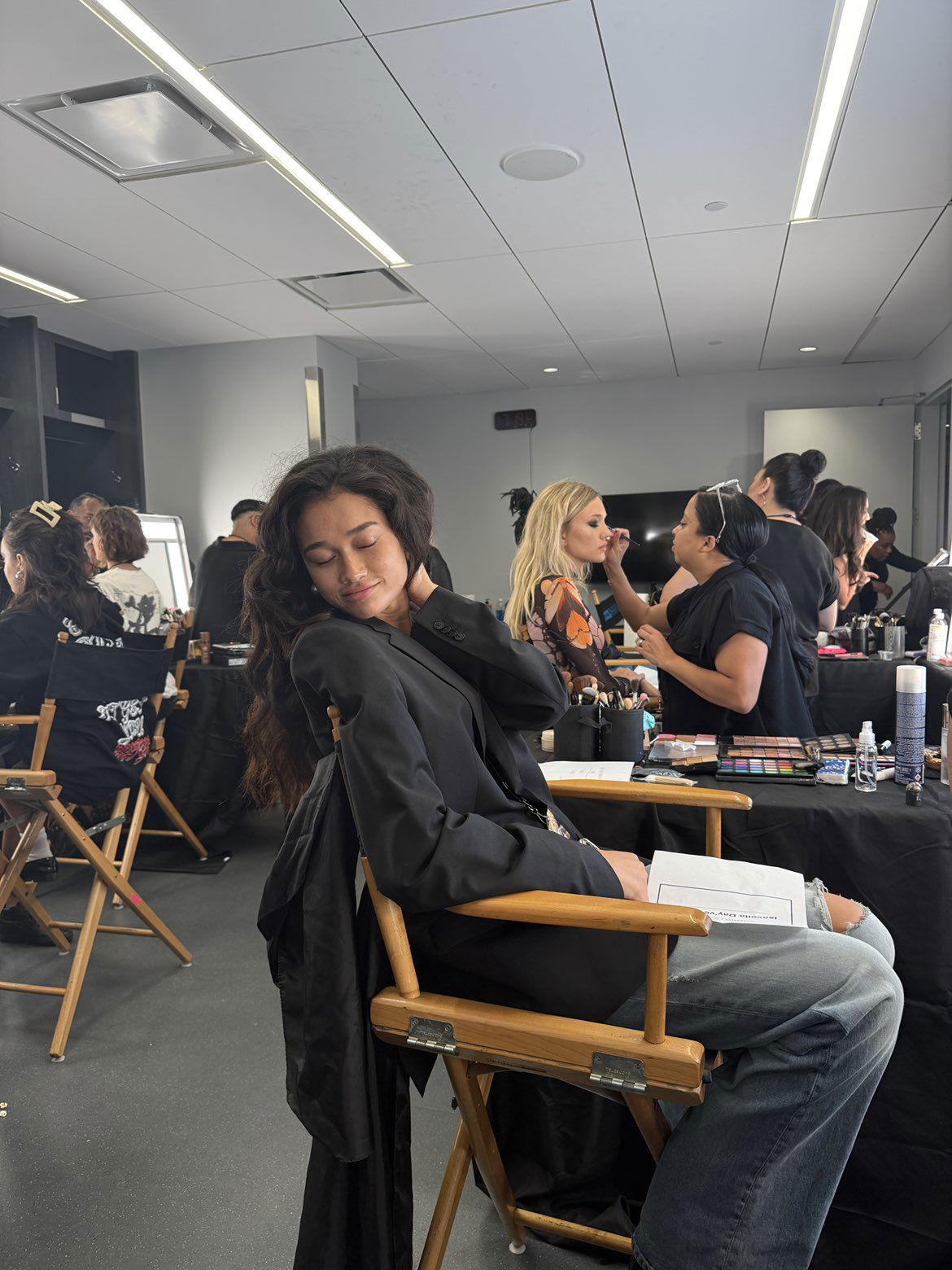 leonanaomii snapchat image archive image