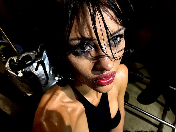 leonanaomii image ~ Altpins