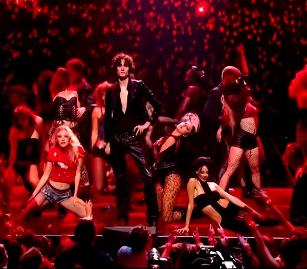 leonanaomii image ~ Altpins