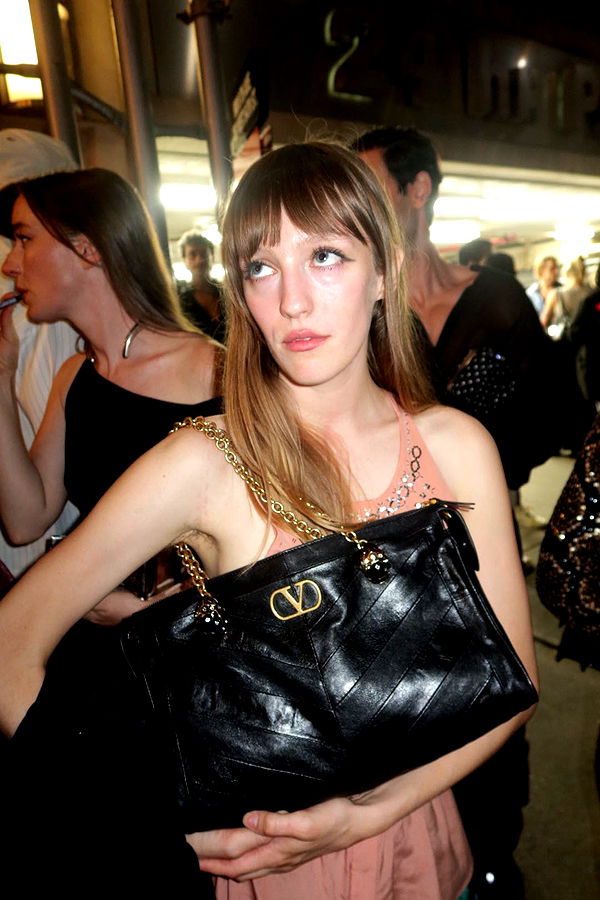 leonanaomii image ~ Altpins