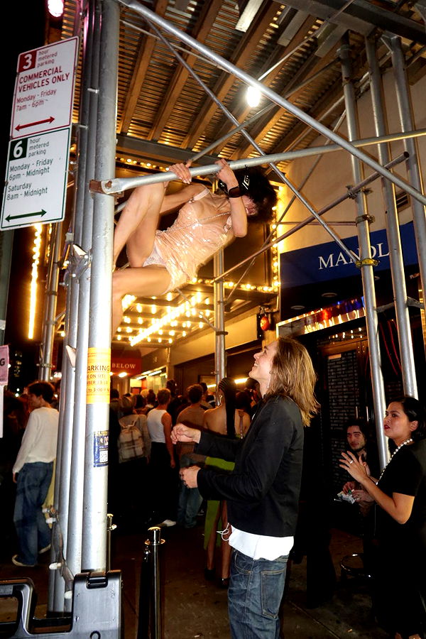 leonanaomii image ~ Altpins