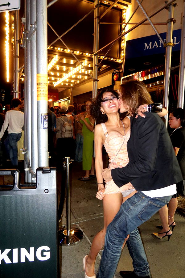 leonanaomii image ~ Altpins