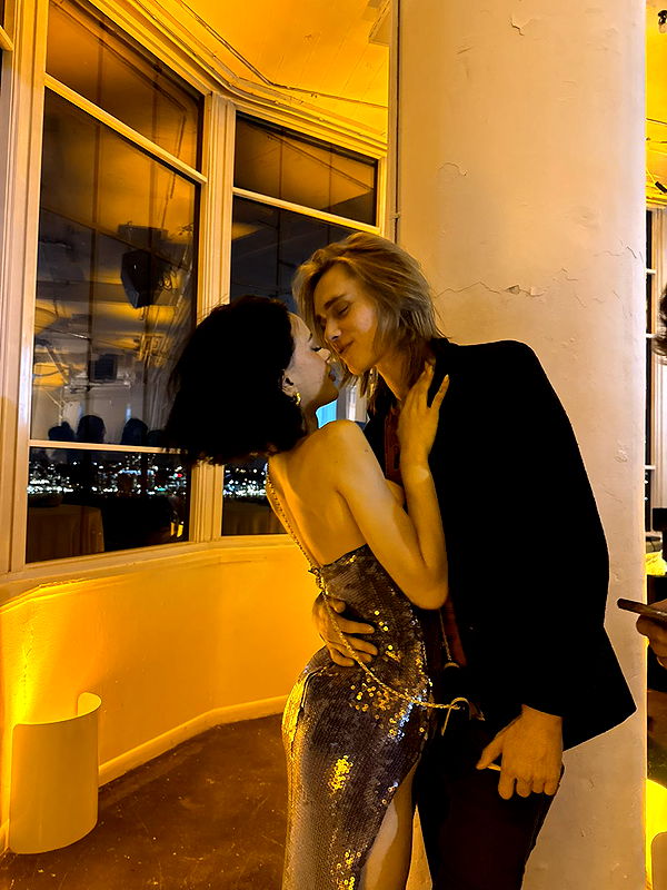 leonanaomii image ~ Altpins