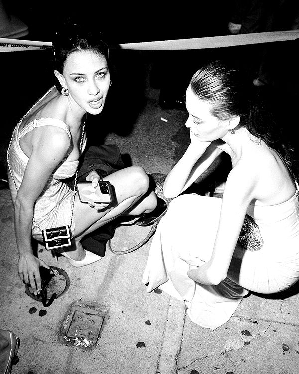 leonanaomii image ~ Altpins