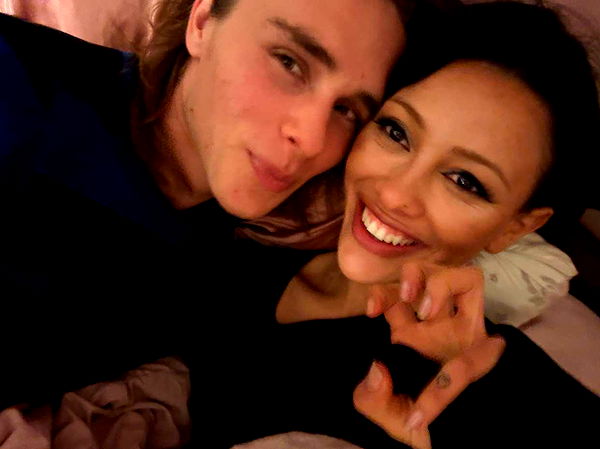 leonanaomii image ~ Altpins