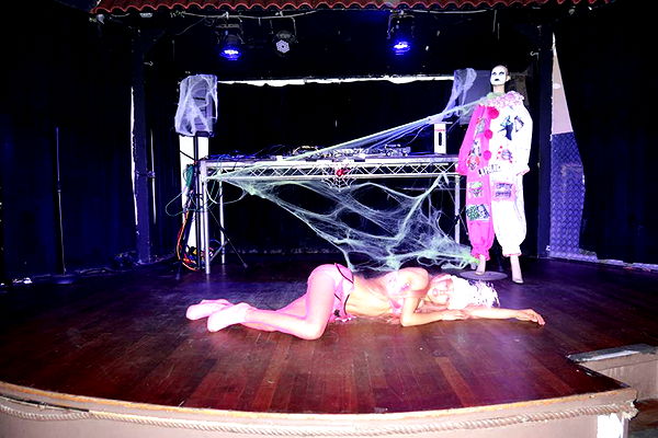 leonanaomii image ~ Altpins