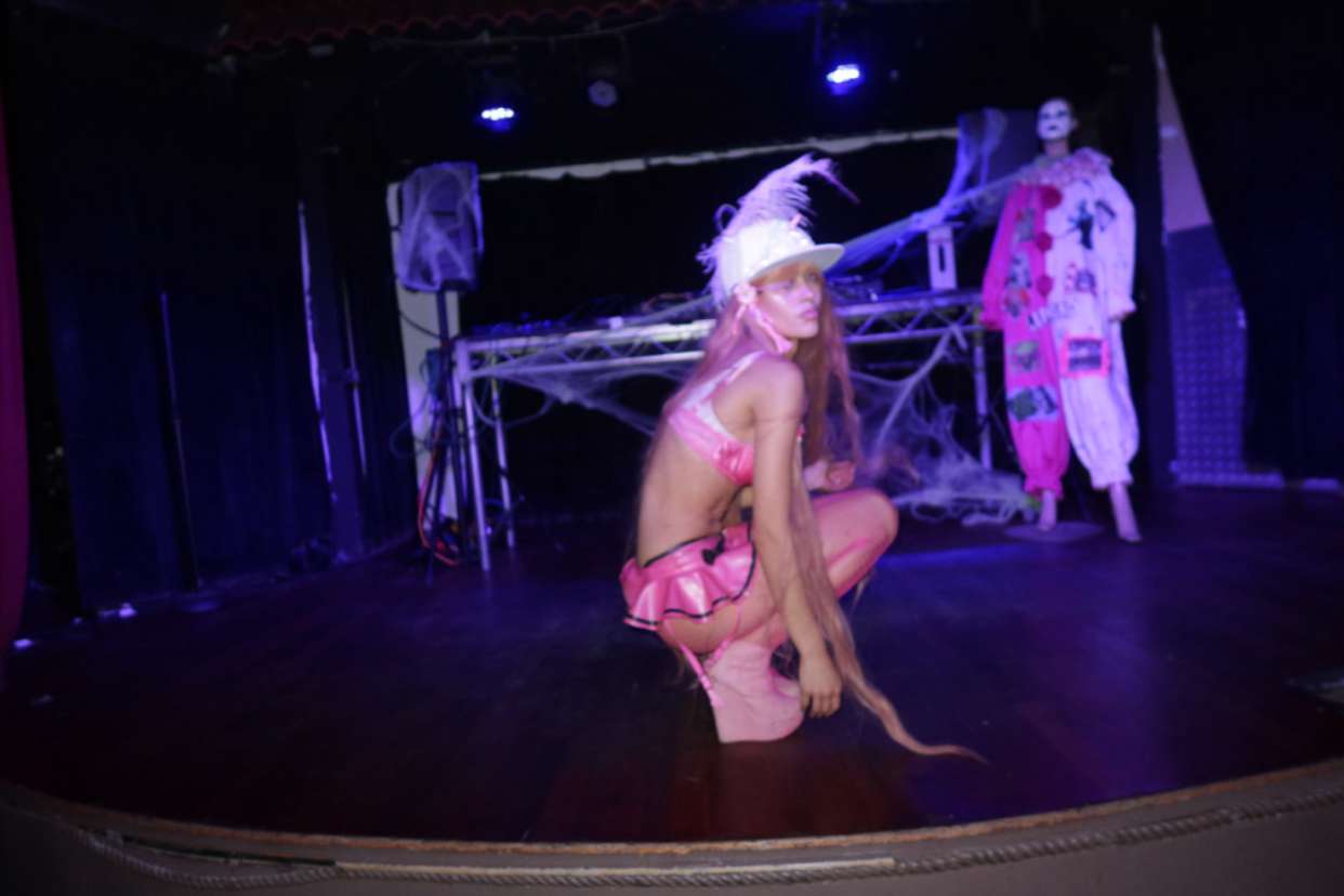 leonanaomii snapchat image archive image