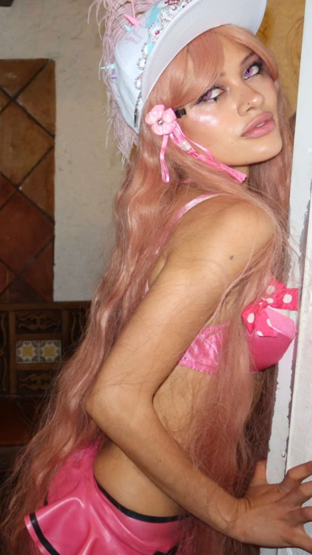 leonanaomii snapchat image archive image