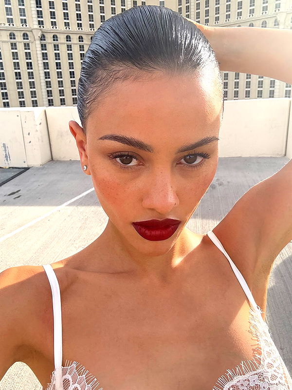 leonanaomii image ~ Altpins