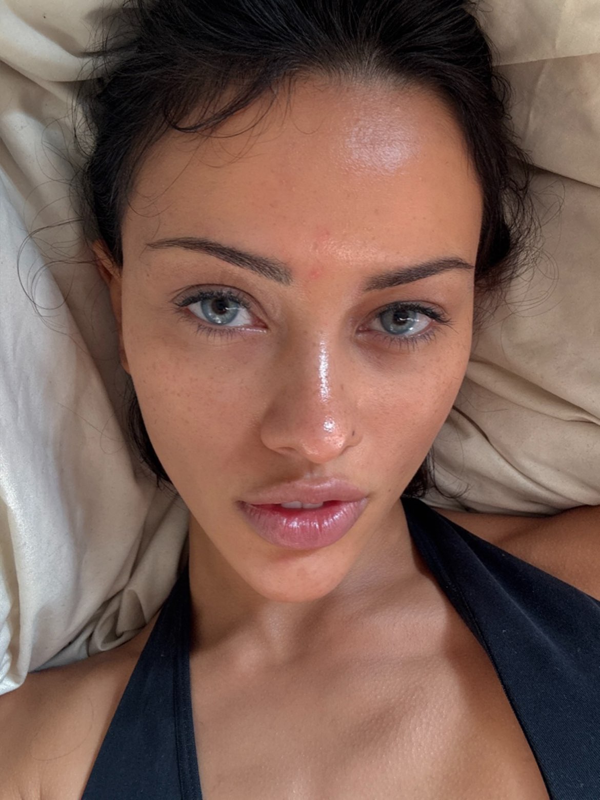 leonanaomii snapchat image archive image