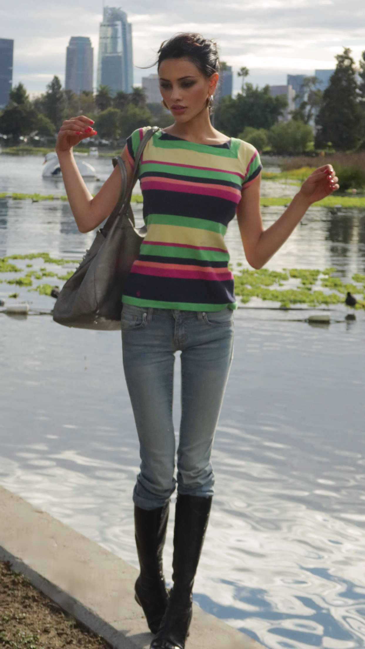 leonanaomii snapchat image archive image