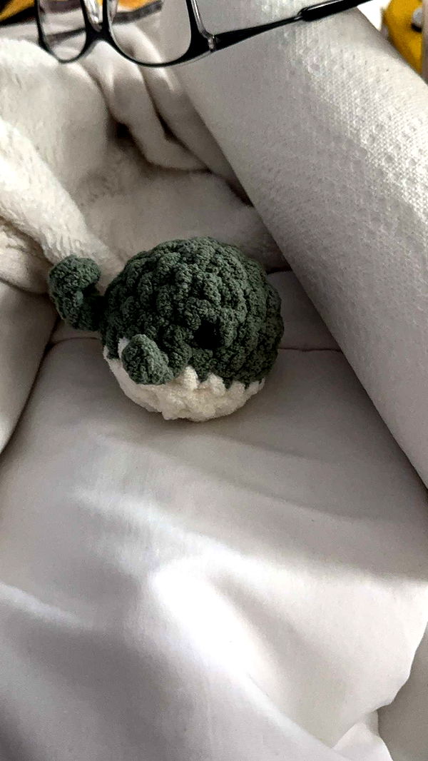 lew12001 image ~ Altpins