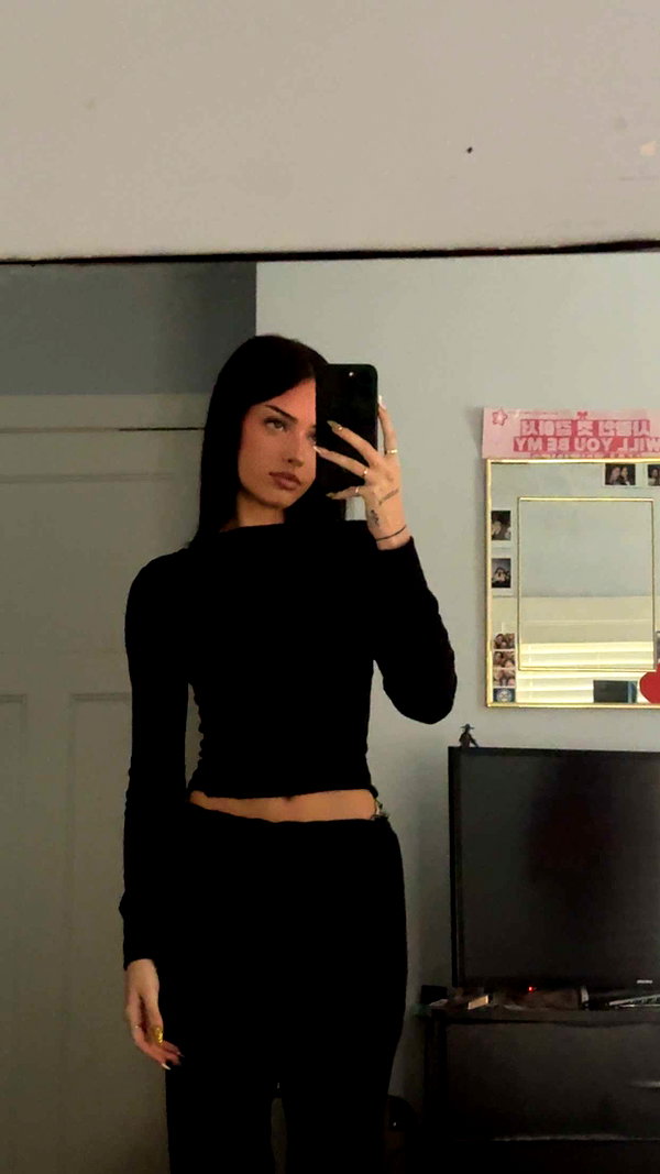 lew12001 snapchat image archive image
