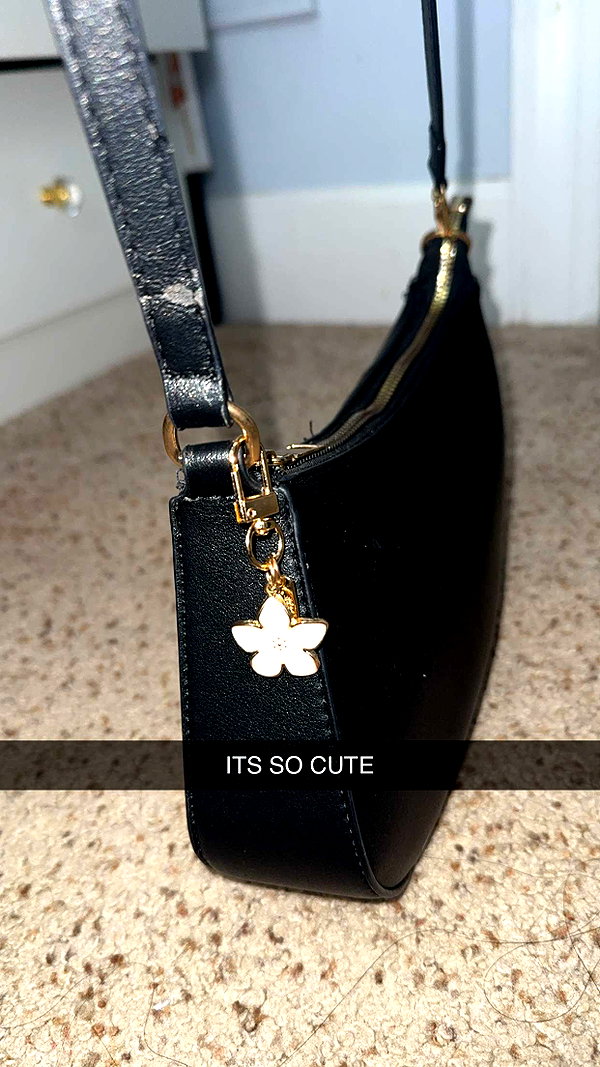 lew12001 snapchat image archive image