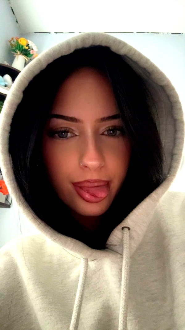 lew12001 snapchat image archive image